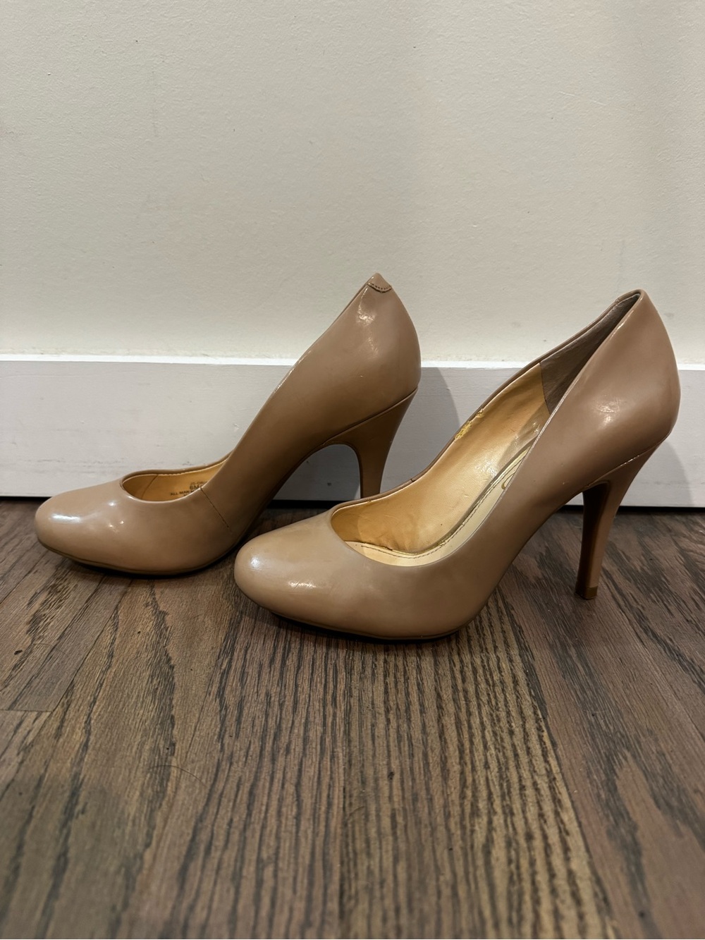 Jessica Simpson Nude Patent High Heel Pumps